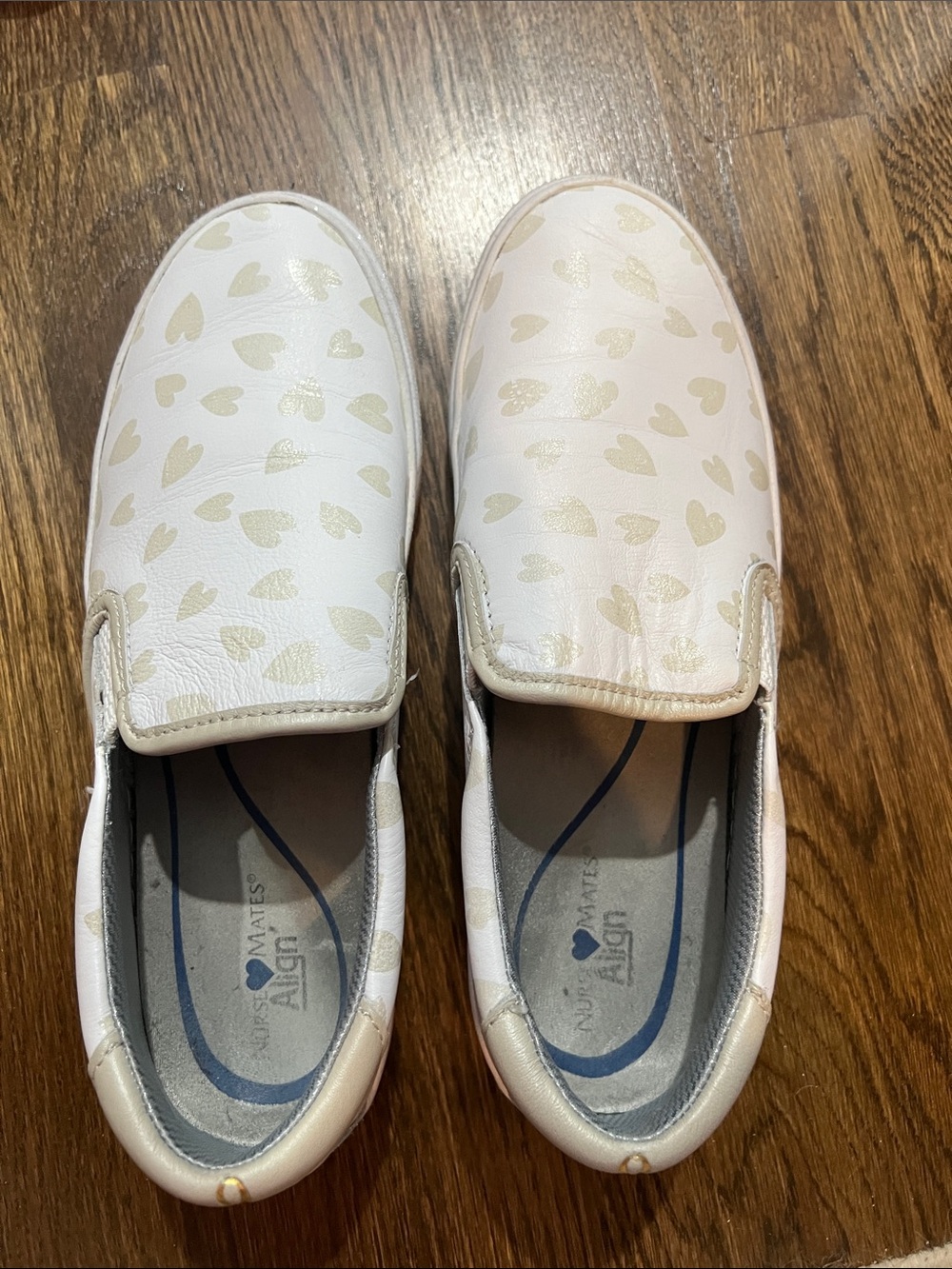 Nurse Mate Align White Slip-On Women's Shoes with Heart Print and sparkle soles